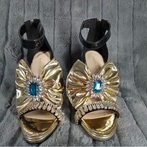 Azalea Wang Stiletto Heel Sandals Blaire - Gold Bow Rhinestones Open Toe Size 7